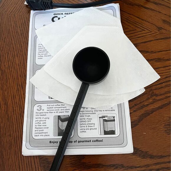 Cuisinart single cup grind and brew coffee maker DGB-1 up to 16 ounce serving - Picture 4 of 9